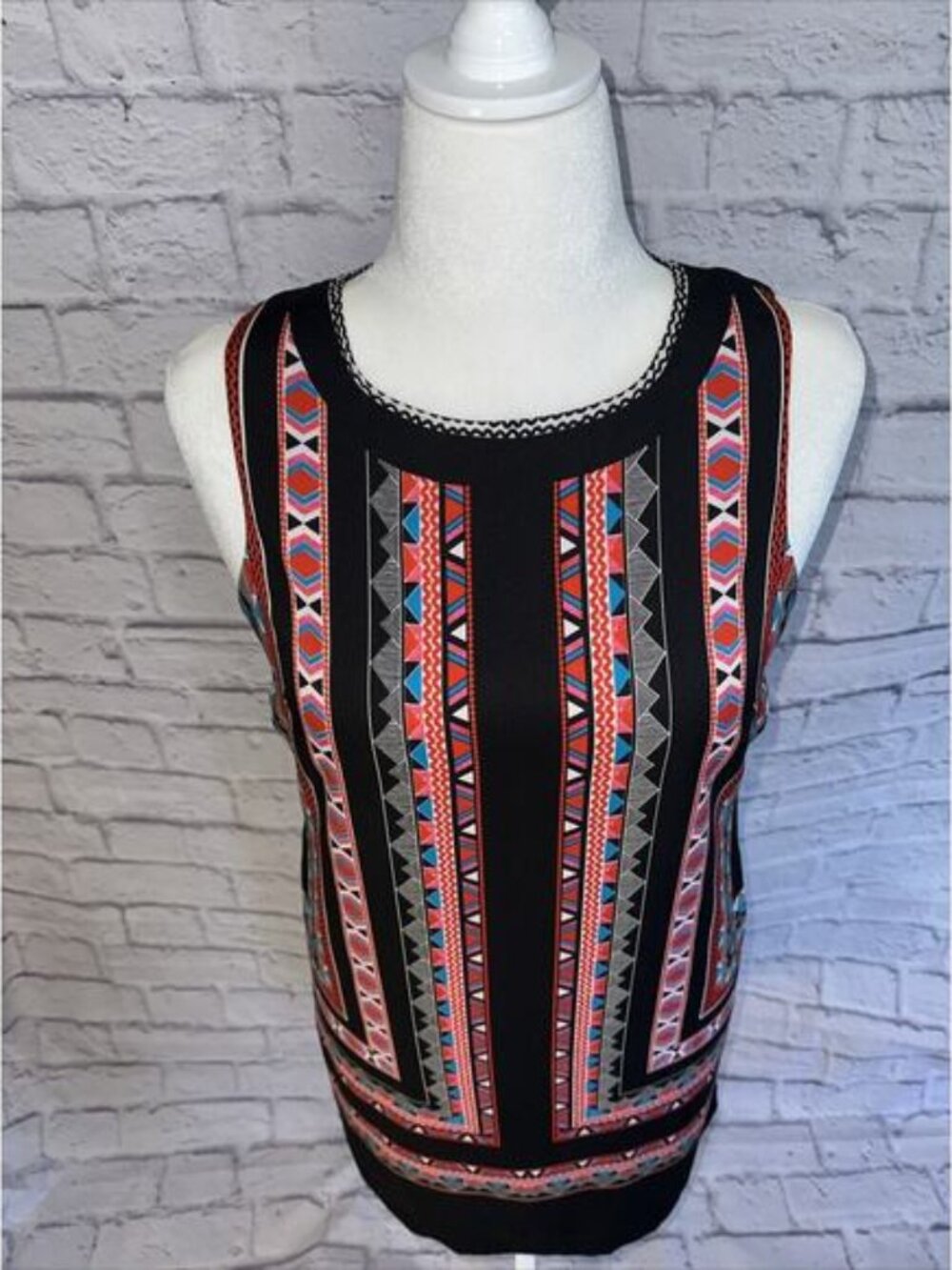 Vince Camuto dress Size 6 Black And Pink